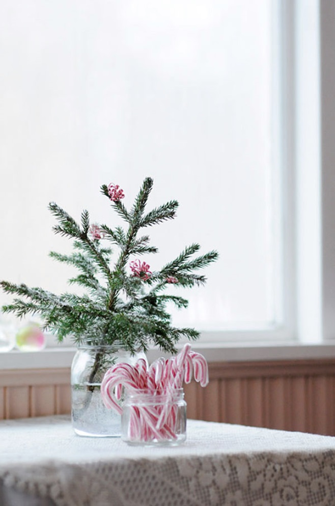 Scandinavian Christmas decorating 10