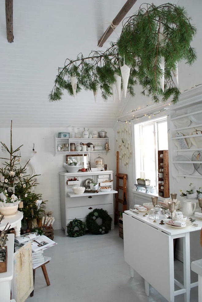 Scandinavian Christmas decorating 70