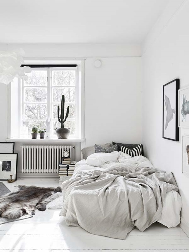 One-room Scandinavian apartment 5